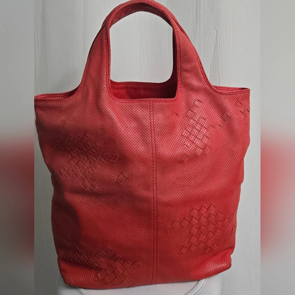 GUC Bottega Veneta Red Intrecciato Top Handle Bag - Picture 3 of 16